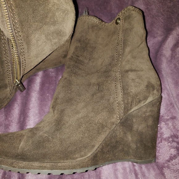 Calvin Klein Jeans suede wedge ankle boots - Picture 7 of 8